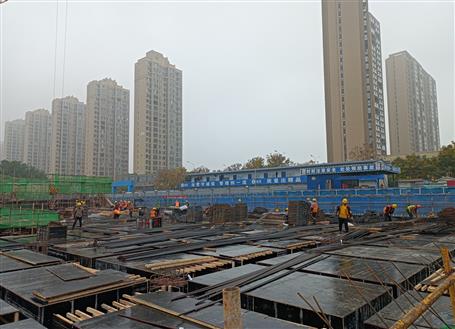 【奮戰(zhàn)四季度·決勝全年穩(wěn)】冶建基礎(chǔ)分公司西安項(xiàng)目：搶進(jìn)度 沖業(yè)績(jī)