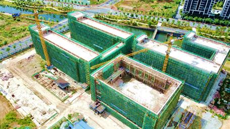 【奮戰(zhàn)三季度 打贏攻堅(jiān)戰(zhàn)】柳州市明德小學(xué)2#、3#教學(xué)樓主體結(jié)構(gòu)通過驗(yàn)收