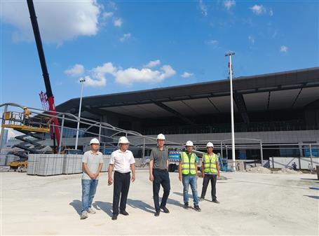 何勇到冶建桂華分公司項(xiàng)目開展國慶節(jié)、中秋節(jié)前檢查