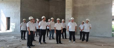 蒙勝益到桂南分公司項目開展2025年第三季度暨“中秋節(jié)”“國慶節(jié)”前安全生產(chǎn)質量綜合大檢查